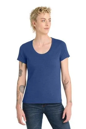 District  Women's Flex Scoop Neck Tee DT7501